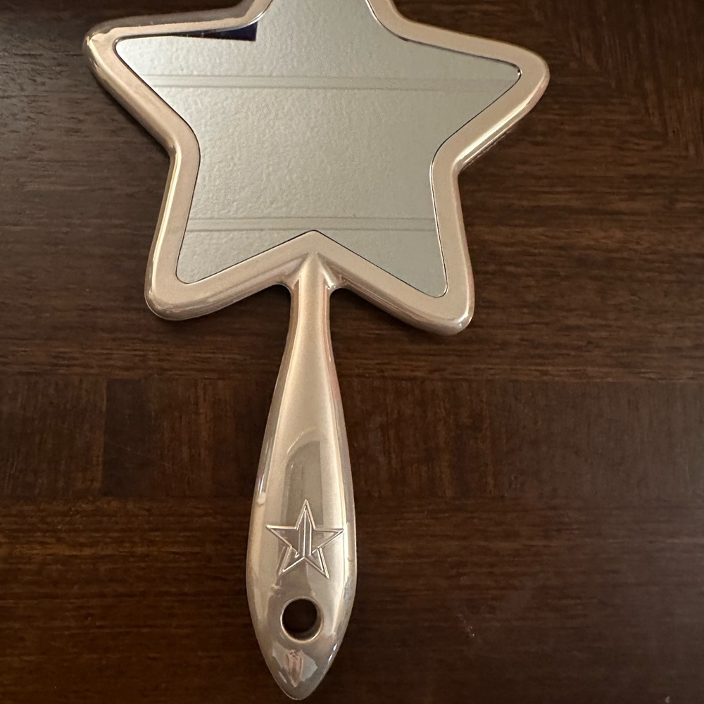 Jeffree Star Star-Shaped Mirror in Metallic Silver